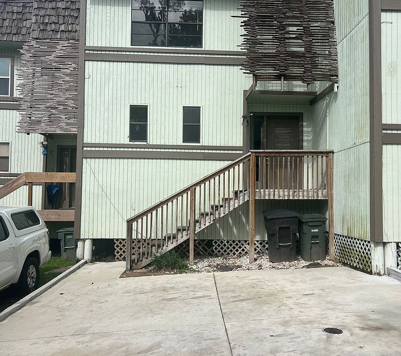 1st image of 1586 Three Lantern Ln