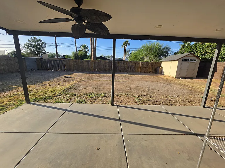 2238 E Mulberry Dr — Photo 10