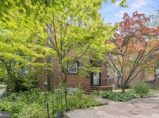 3867 Chain Bridge Rd, Fairfax, VA 22030