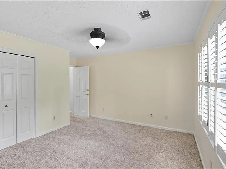 1211 Whitlock Ridge Dr — Photo 27