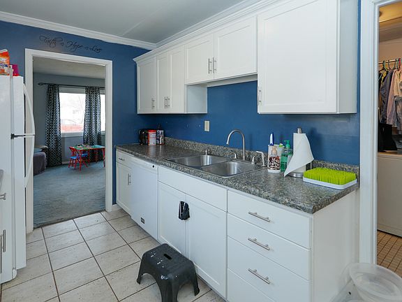 216 Glendale Ave-105