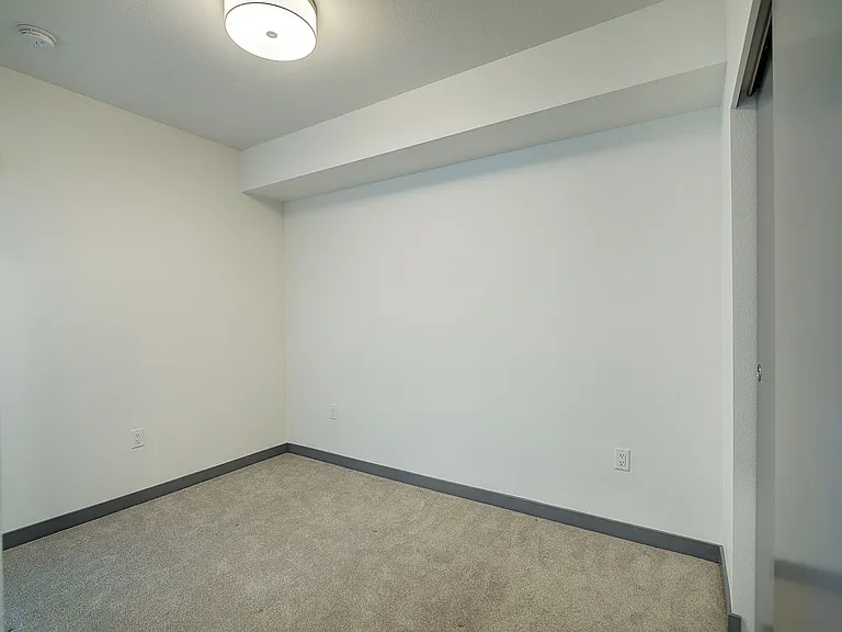 11903 NE 128th St #605 — Photo 11