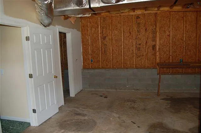 3 bed, 1128 sqft, $1,700 — Photo 4