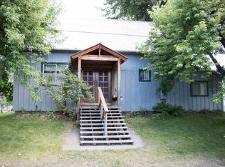 406 4th Ave, Chester, CA 96020