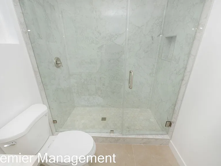605-609 Prescott Ave — Photo 27
