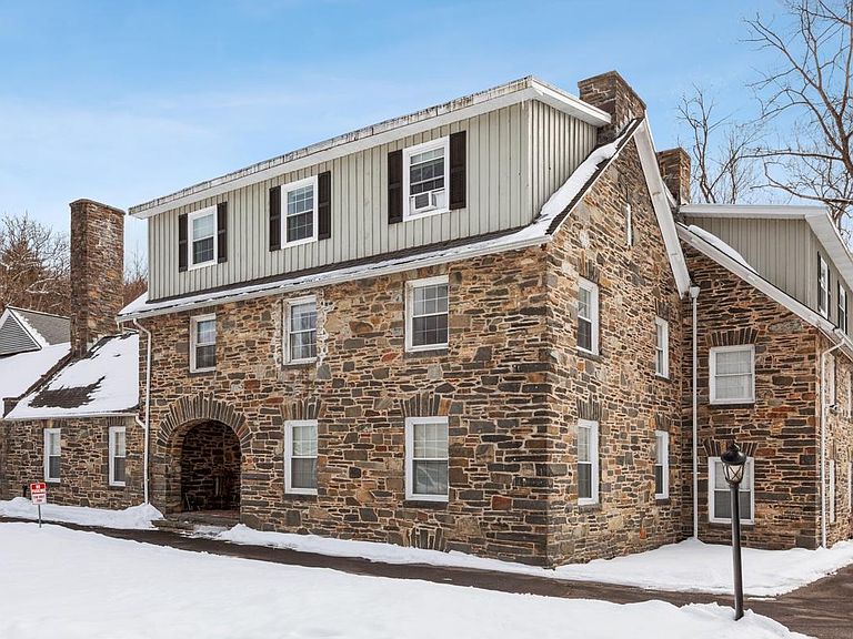Black Creek Apartment Rentals Highland, NY Zillow