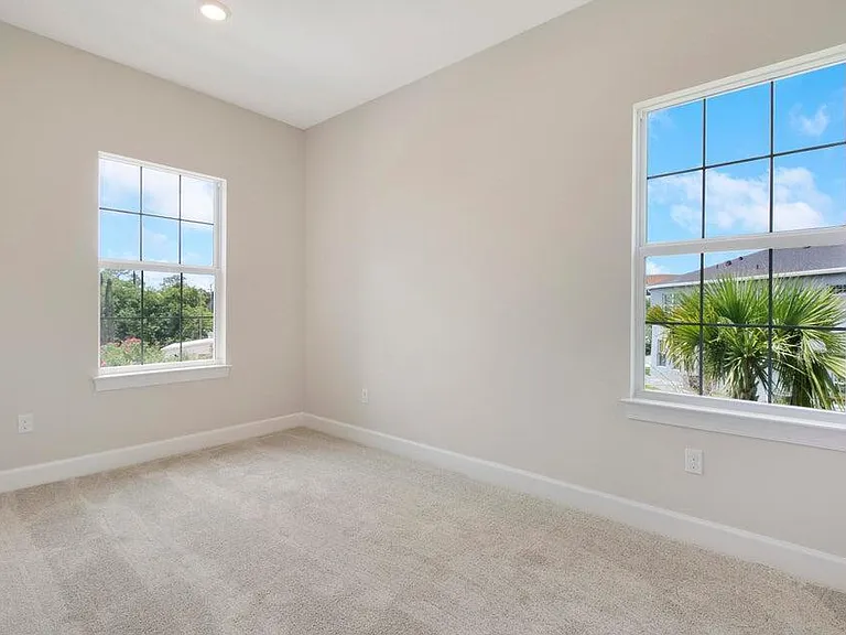 1875 SE Ocean Cove Way — Photo 33