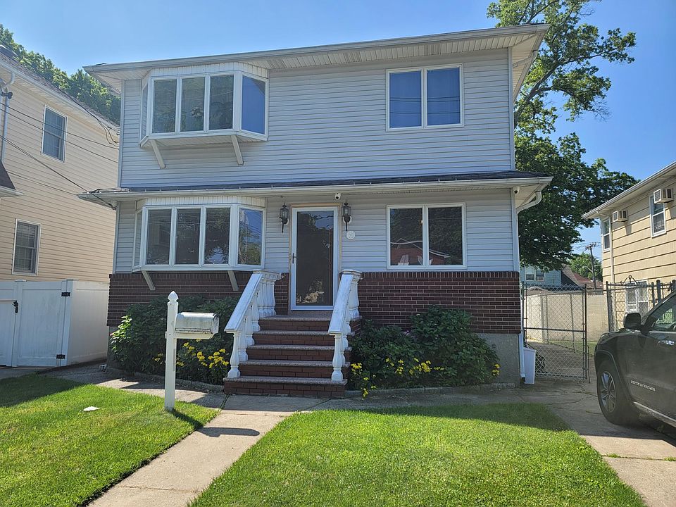 1st image of 164 Barlow Ave