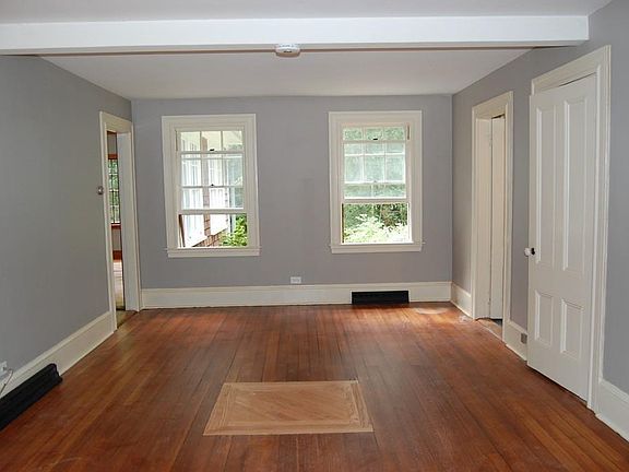 5th image of 27 Church St