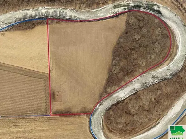 325 Street, Elk Pt, SD 57025