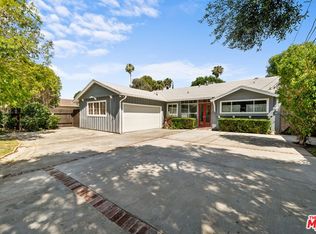 22817 Burbank Blvd, Woodland Hills, CA 91367