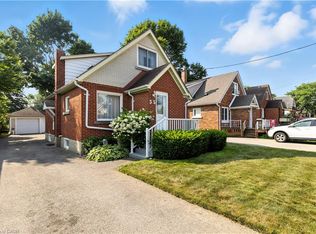 35 Grenville Ave, Kitchener, ON N2G3S3