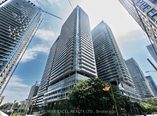 99 Broadway Ave #3303, Toronto, ON M4P 0E3
