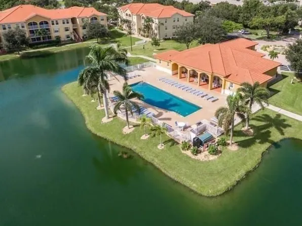 4113 Residence Dr #1-222, Fort Myers, FL 33901