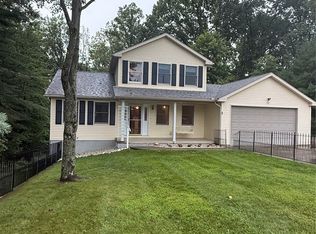 8 Apache Trl, Malvern, OH 44644