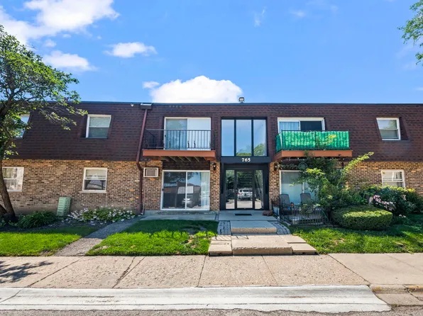 765 Grove Dr APT 103, Buffalo Grove, IL 60089