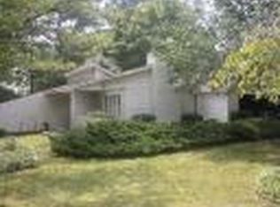 2740 Baramore Rd NE, Marietta, GA 30062