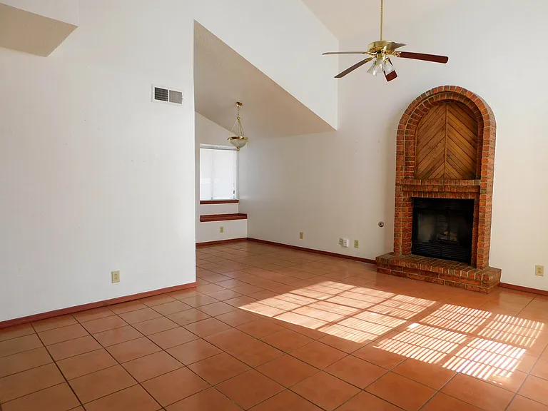 11345 David Carrasco Dr — Photo 2