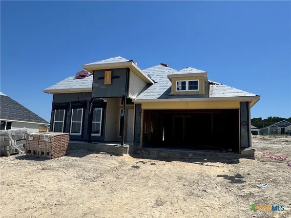 335 Pathfinder Dr, Copperas Cove, TX 76522