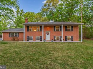 9301 Brookwood Pl, White Plains, MD 20695