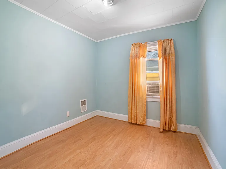 9128 218th Pl — Photo 13