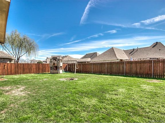 3rd image of 509 Toulouse Ct