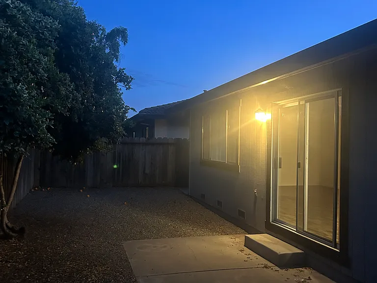 1531 Highland Dr #2 — Photo 14