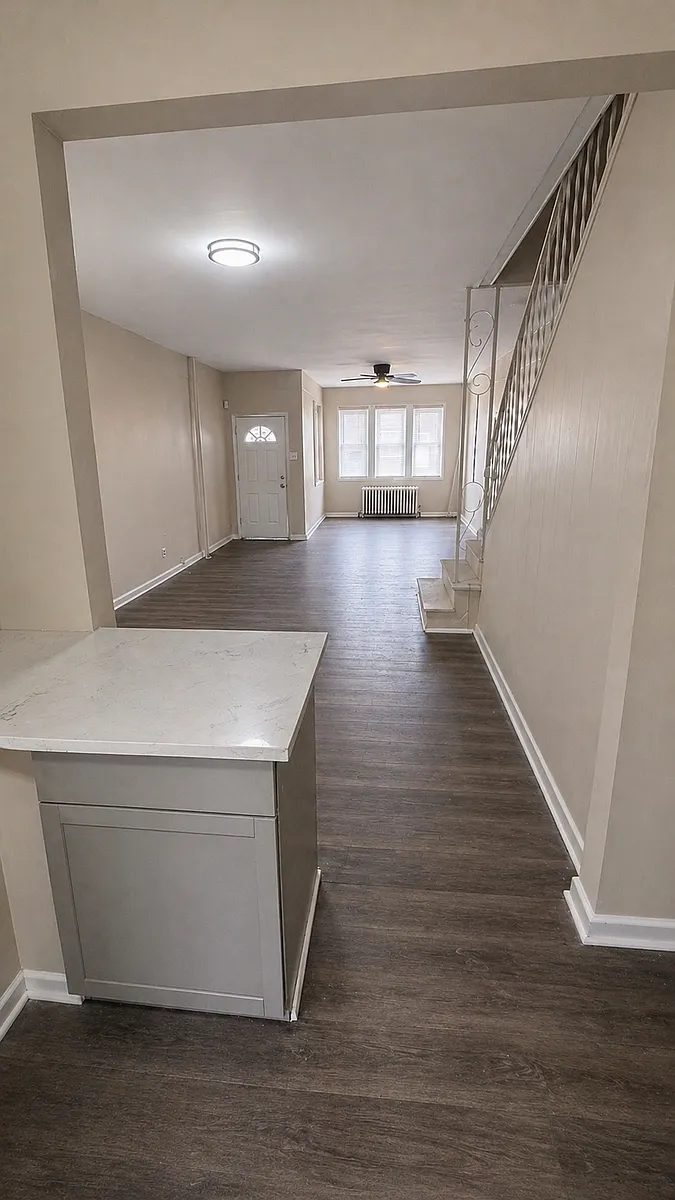 Building Photo - 1344 Sheridan St #1