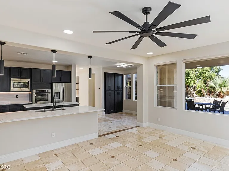 2462 Hollow Rock Ct — Photo 24