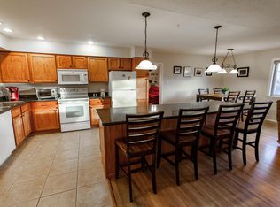 8524 Las Camas Rd NE, Albuquerque, NM 87111