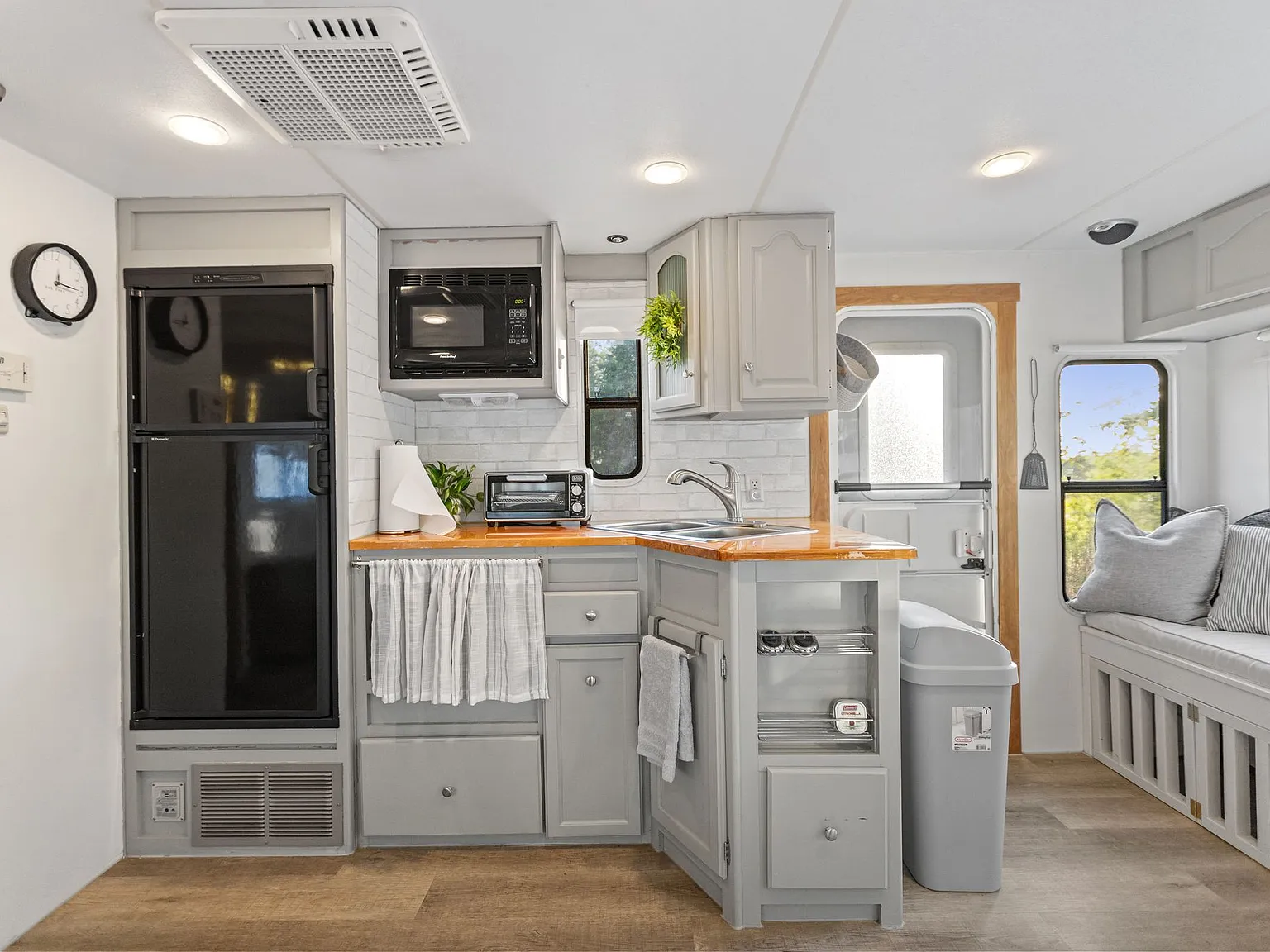 1 bed, 420 sqft, $750 — Photo 3