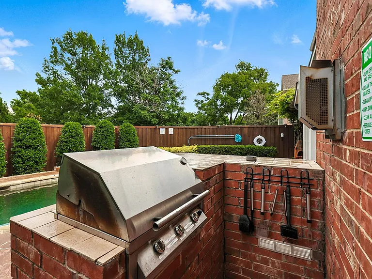 2303 Chapelwood Dr — Photo 44