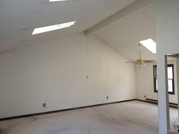 2nd image of 8176 Gatewood Dr