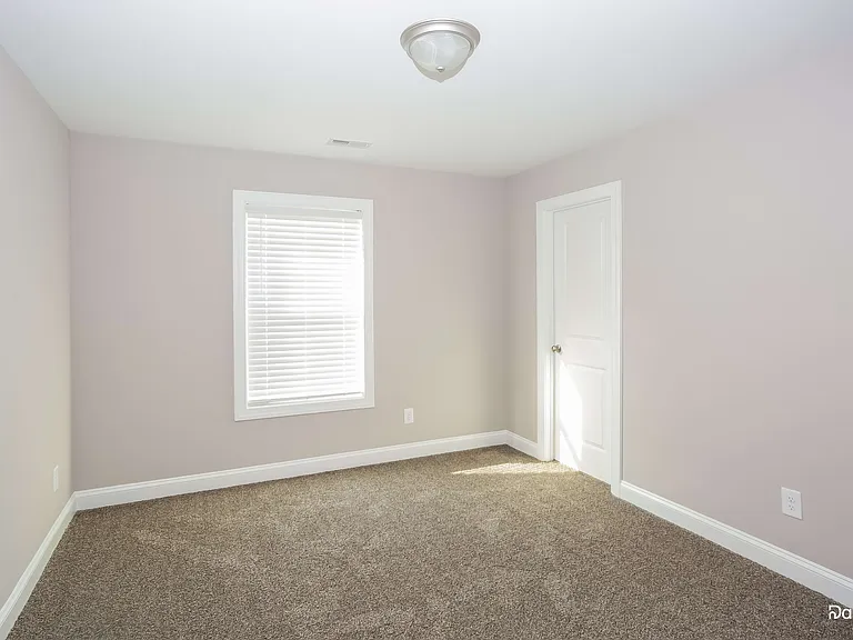 222 Arey Ave — Photo 10