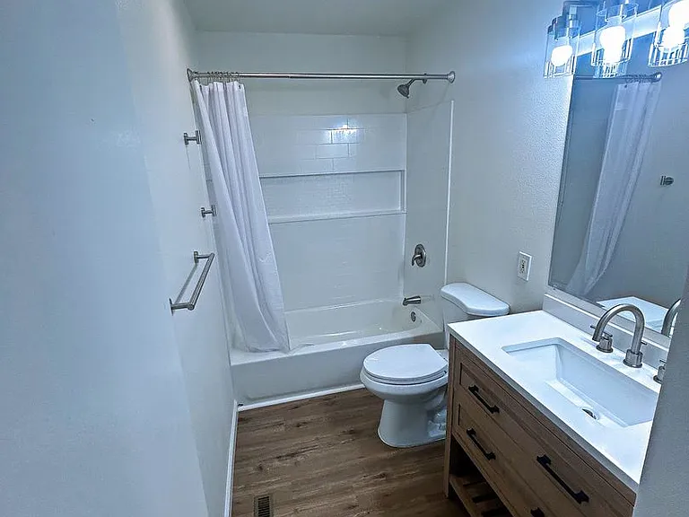 790 Welburn Ave — Photo 22