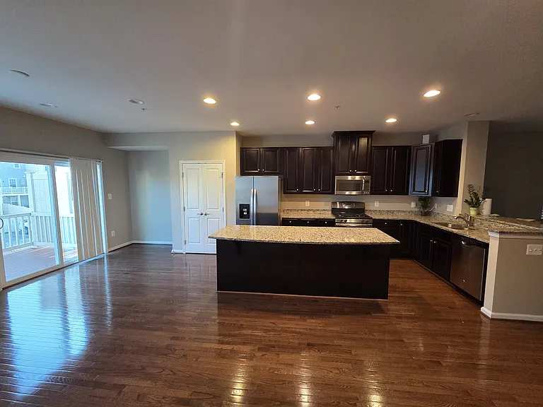 5435 Doubleday Ln — Photo 15