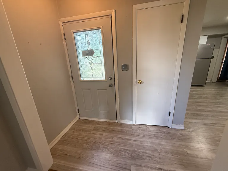 2404 Glenwood Ave #1 — Photo 4
