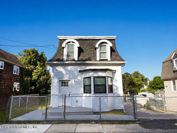 2nd image of 32 West St