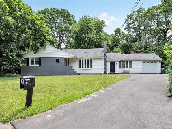 59 Robinwood Road, Hamden, CT 06517