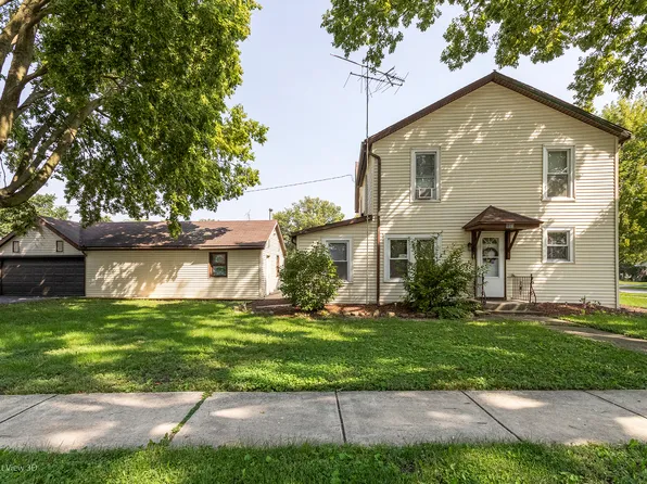 109 E Mondamin St, Minooka, IL 60447