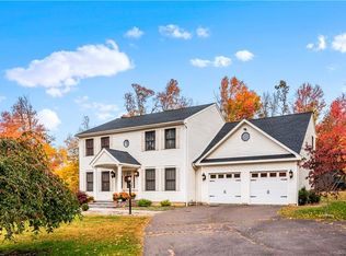 10 Myra Ln, Burlington, CT 06013