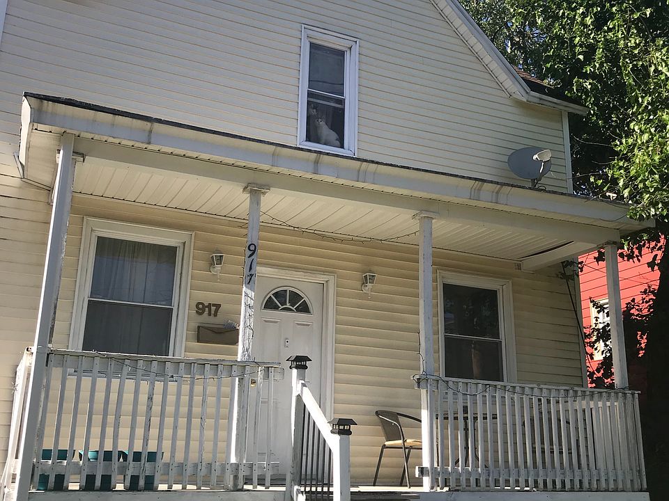 1st image of 917 Bemis St SE