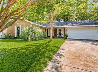9010 Bintliff Dr, Houston, TX 77074