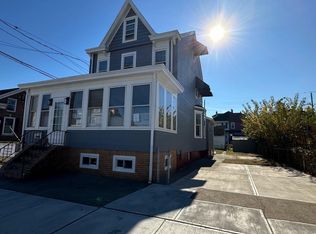 2039 Genesee St, Hamilton, NJ 08610