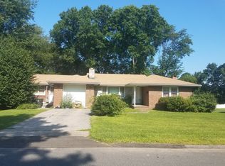 57 Macarthur Rd, Trumbull, CT 06611