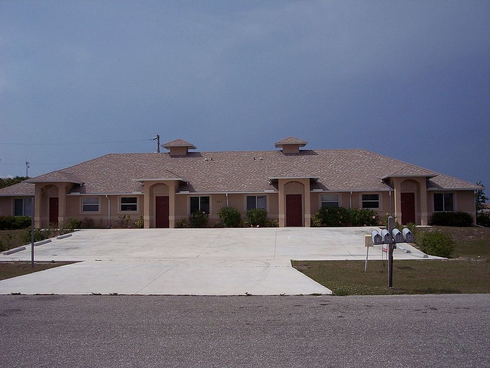 Front view - corner lot