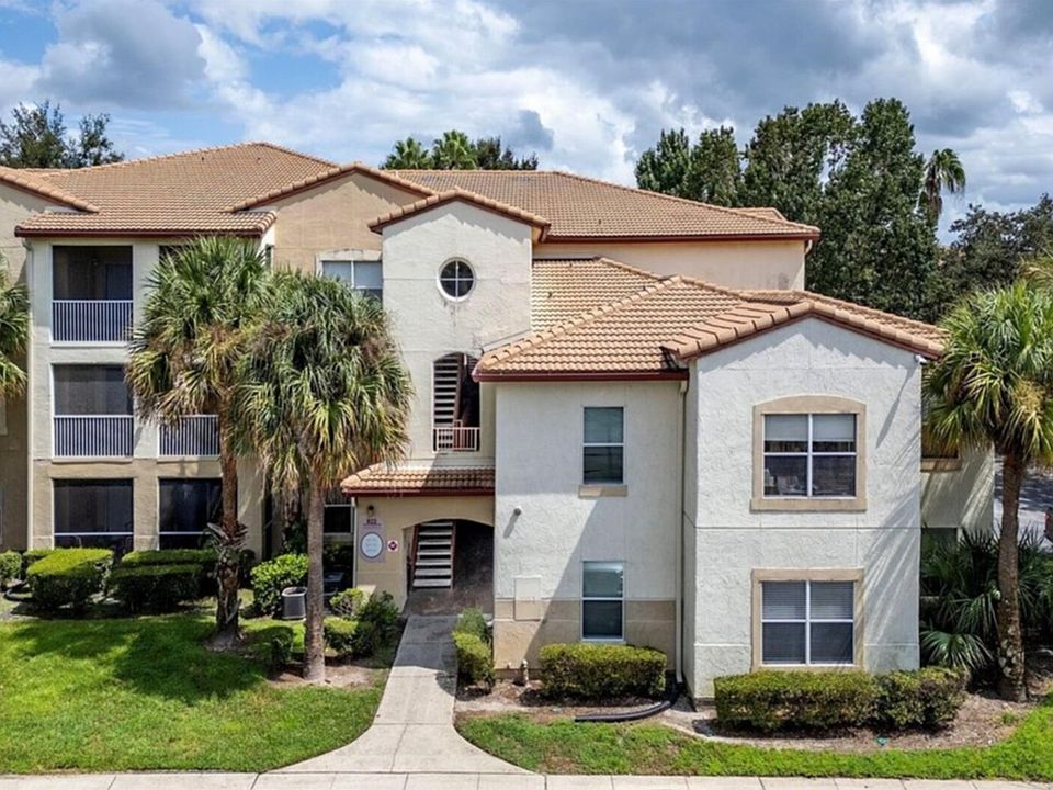 1st image of 826 Camargo Way Unit 204