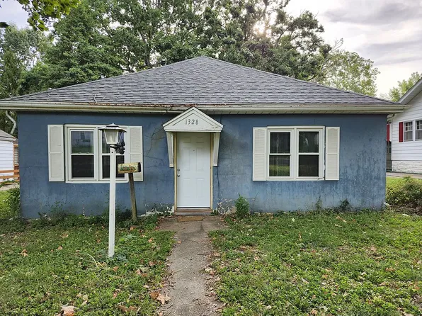 1328 N Ledlie Ave, Springfield, IL 62702