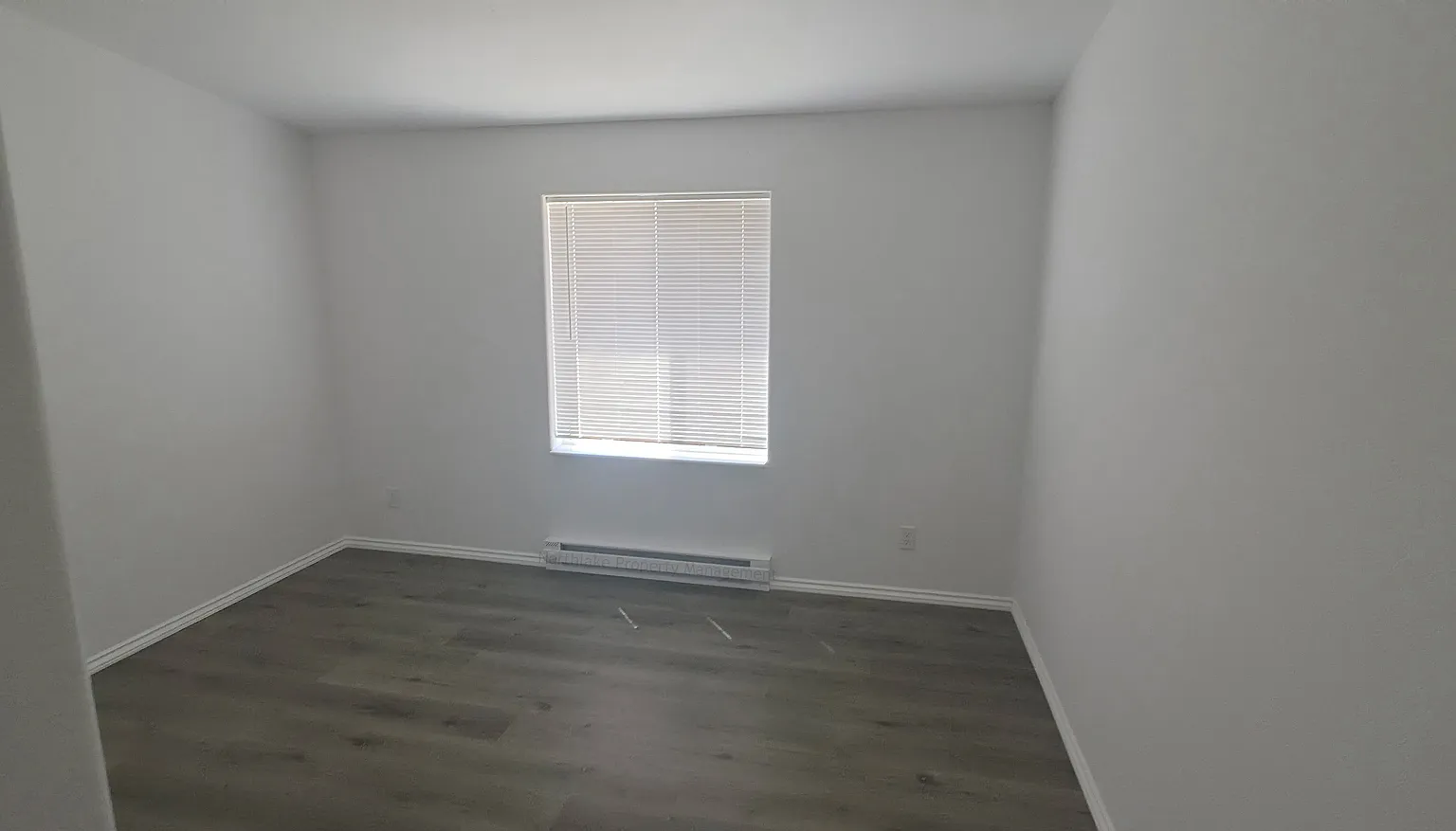 3 bed, $2,450 — Photo 2
