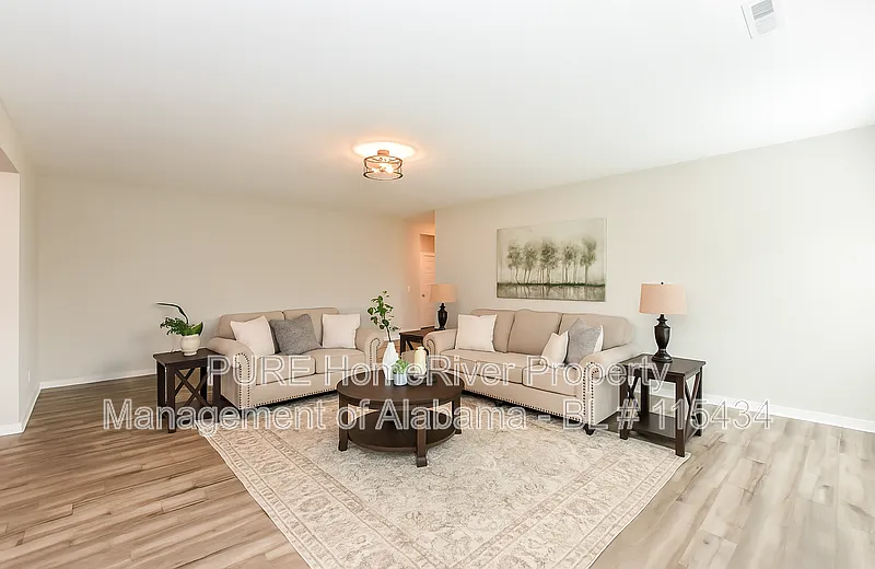 3 bed, 2.0 bath, 1771 sqft, $1,725 — Photo 2